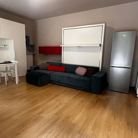 Urban House - Comfy Flat Navigli Milan Center Apartment Exterior photo